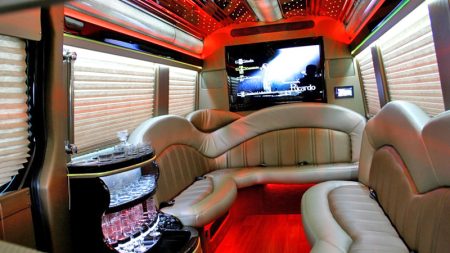 MercedesSprinterLimousine_Interior2-3ced4gx6pm705fazbfhhxc (1)