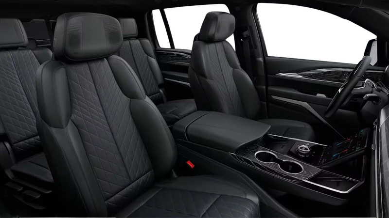 Cadillac Escalade ESV - view 3