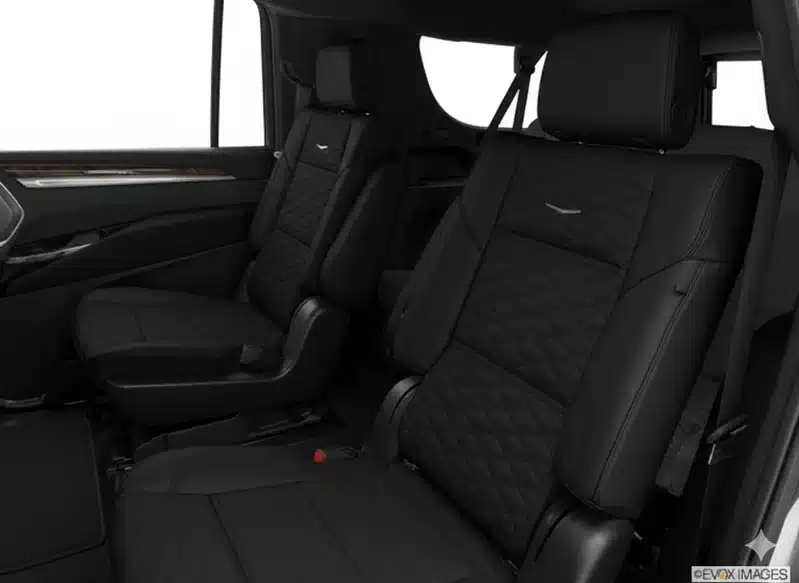 Cadillac Escalade ESV - view 6